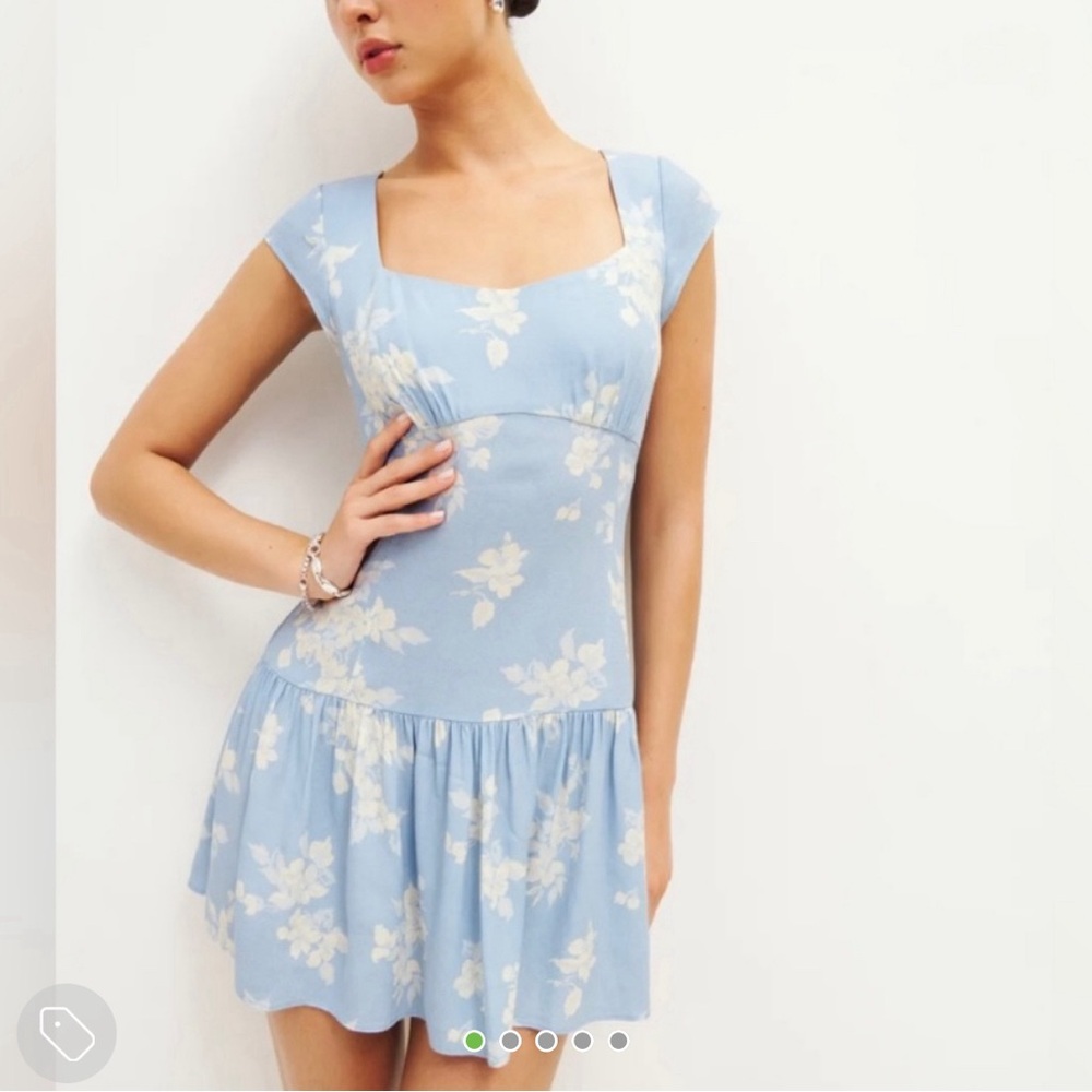 Reformation Olencia Dress baby blue floral size 6 new with tags